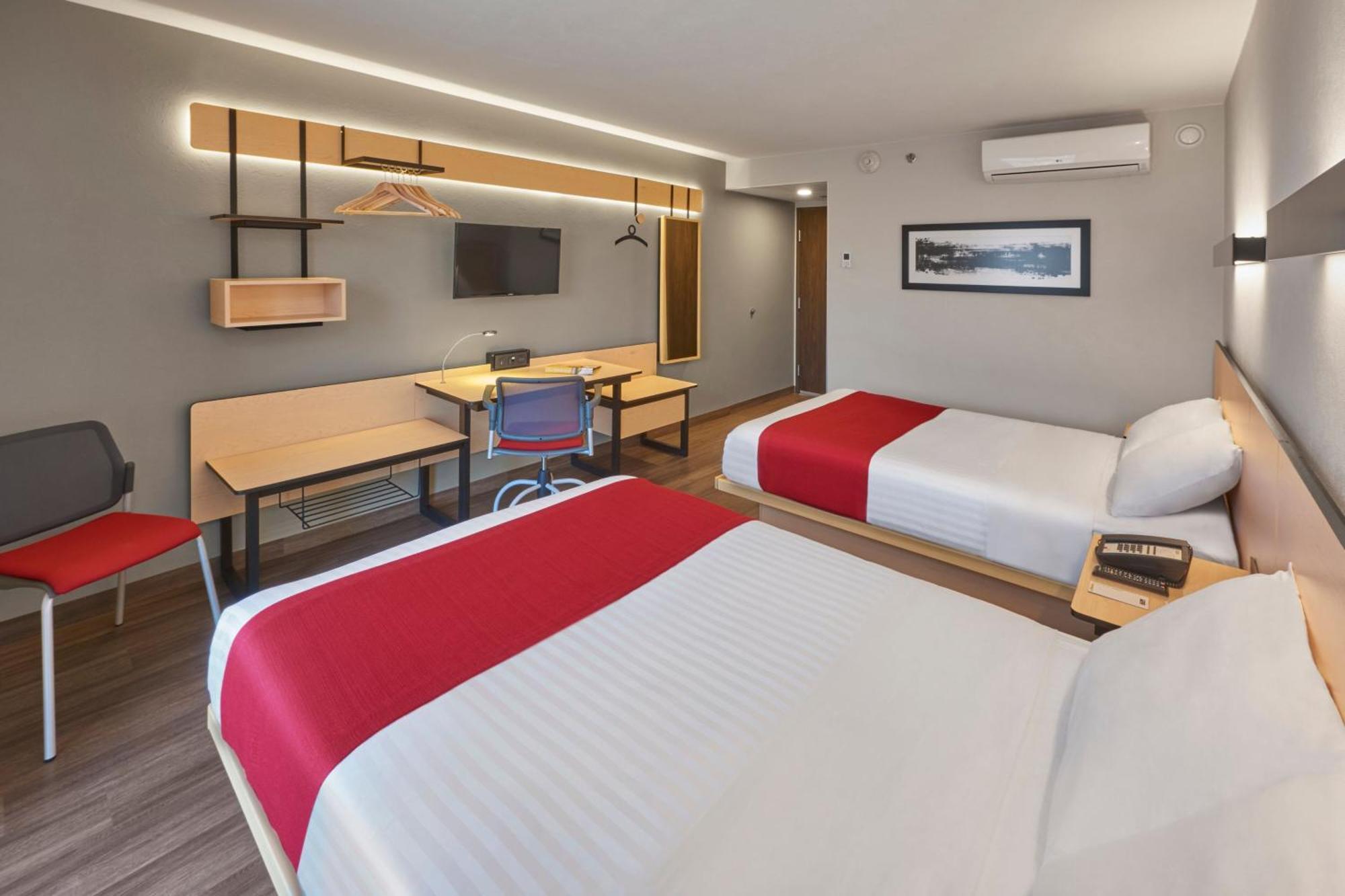 City Express By Marriott Chihuahua Exterior foto